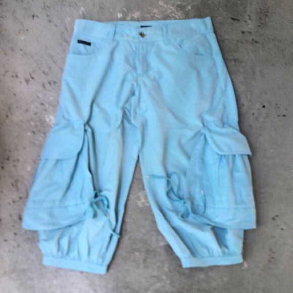 Dolce and Gabbana 2000’s cargo shorts - Picture 1 of 10